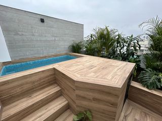 Foto 1 de VENDO PENTHOUSE DE ESTRENO EN MIRAFLORES, NO PAGA ALCABALA