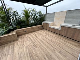 Foto 2 de VENDO PENTHOUSE DE ESTRENO EN MIRAFLORES, NO PAGA ALCABALA