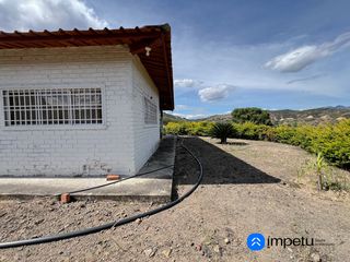 Foto 9 de Se vende casa con terreno en el Parroquia El Tambo -Catamayo