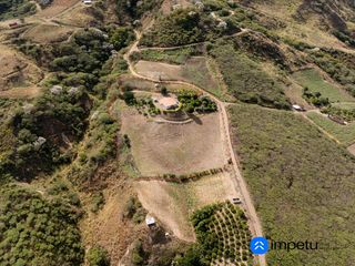 Foto 23 de Se vende casa con terreno en el Parroquia El Tambo -Catamayo