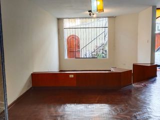 Foto 1 de Amplia propiedad de 3 dormitorios en Salamanca - venta