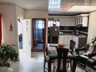 Foto 11 de CASA RENTANDO EN VENTA MOSQUERA, C/MARCA, COL