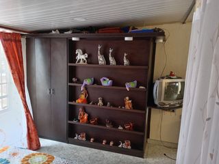 Foto 16 de CASA RENTANDO EN VENTA MOSQUERA, C/MARCA, COL