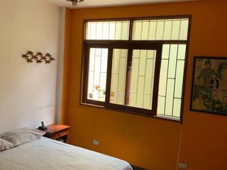 Foto 11 de Venta Casa tipo Triplex en Av. Principal, Surquillo