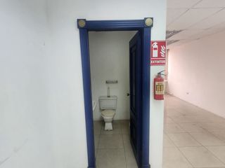 Foto 13 de En venta estratégica oficina en el Edificio Finec, centro de Guayaquil