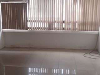 Foto 6 de En venta estratégica oficina en el Edificio Finec, centro de Guayaquil