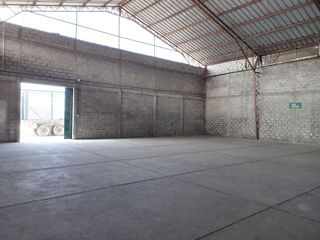 Foto 15 de Bodega de alquiler en la Vía Durán-Boliche, Compejo de Bodegas, 350 m2.