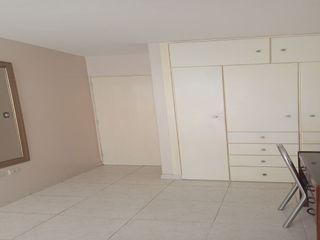 Se Vende Departamento Con Cochera En 6To Piso En Av. Grau (Chiclayo)