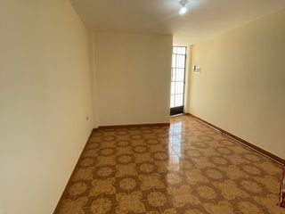 Foto 11 de ALQUILO AMPLIA HABITACIÓN CON COCINA Y BAÑO CERCA A LA MUNICIPALIDAD DE LOS OLIVOS