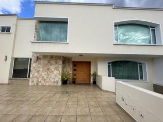 Foto 20 de Venta amplia casa 3 dormitorios en la Urbanización El Condado