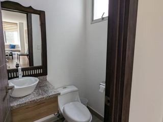 SUITE DE RENTA AMOBLADA EN LA FLORESTA QUITO