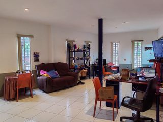 Foto 24 de Alquiler de Galpón en la Vía a Samborondón, 690 m2 y 1 oficina, 2 baños.