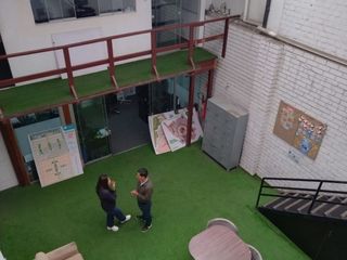 Foto 4 de Alquilo edificio de 3 pisos ideal para oficinas cerca del puente Primavera