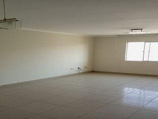 Se Vende Departamento En Condominio Los Pinos De La Plata - Chiclayo