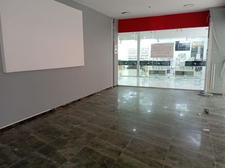 Foto 10 de VENDEMOS LOCAL COMERCIAL CENTRO COMERCIAL PUERTA GRANDE
