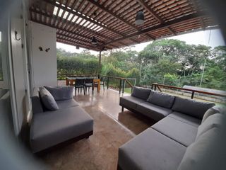 Foto 6 de VENTA DE CASA POR LA VÌA CHONE EN URB. PRIVADA