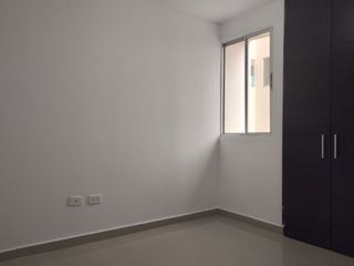 Foto 6 de Apartamento en arriendo en Ciudad Jardin.