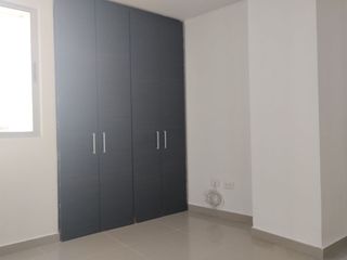 Foto 9 de Apartamento en arriendo en Ciudad Jardin.