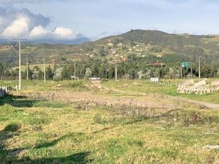 Foto 3 de Excelente terreno en venta 10.000m2 mas Nave Industrial Vía Cumbe