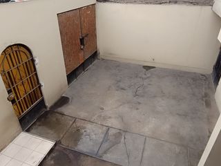 Foto 46 de Casa de 2 Pisos con 2 Cocheras en Venta, Ideal para Remodelar 180M2