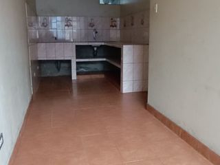 Foto 37 de Casa de 2 Pisos con 2 Cocheras en Venta, Ideal para Remodelar 180M2