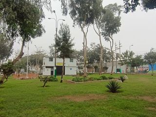 Foto 50 de Casa de 2 Pisos con 2 Cocheras en Venta, Ideal para Remodelar 180M2