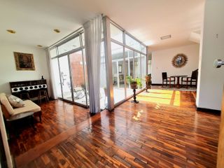 CASA EN VENTA EN EL SAN ISIDRO AV. CARRIQUIRY