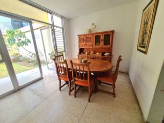 CASA EN VENTA EN EL SAN ISIDRO AV. CARRIQUIRY