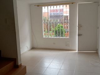 Se Vende Casa - Inmobiliaria e Inversiones Emanuel