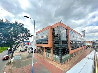 Foto 3 de EDIFICIO DE OFICINAS Y LOCALES EN VENTA SECTOR NIZA SUBA BOGOTÁ