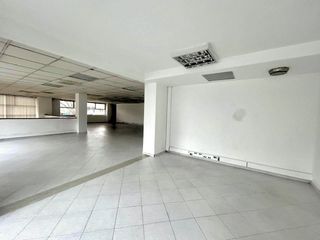 Foto 17 de EDIFICIO DE OFICINAS Y LOCALES EN VENTA SECTOR NIZA SUBA BOGOTÁ