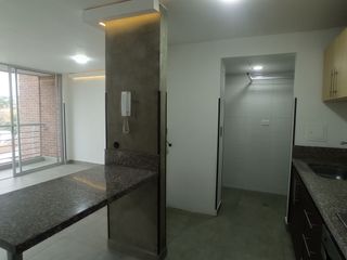 Venta de apto en Diamante 2 cerca al cacique, piso alto, con vista y muy fresco