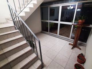 Foto 2 de VENTA DE CASA MULTIFAMILIAR  DE 4 PISOS  PRECIO: $280,000dolares