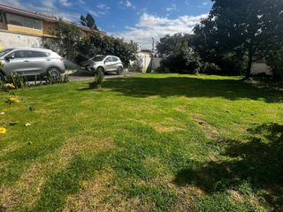 RENTO HERMOSA CASA DE UNA PLANTA EN SAN JOSÉ DEL VALLE, VALLE DE LOS CHILLOS, QUITO, ECUADOR