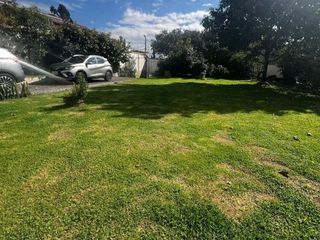 RENTO HERMOSA CASA DE UNA PLANTA EN SAN JOSÉ DEL VALLE, VALLE DE LOS CHILLOS, QUITO, ECUADOR