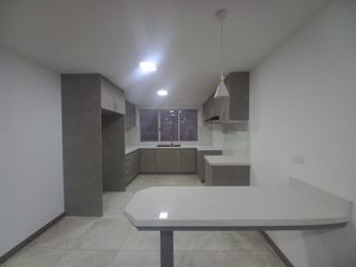 CASA DE TRES DEPARTAMENTOS POR ESTRENAR EN VENTA SECTOR MERCADO 12 DE ABRIL