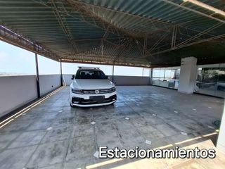 Foto 2 de VENTA CASA CASUARINAS A.C. 647 m2 REMODELADA/4 PISOS/05 DORMITORIOS/PISCINA/VISTA PANORAMICA