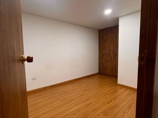 APARTAMENTO EN ARRIENDO