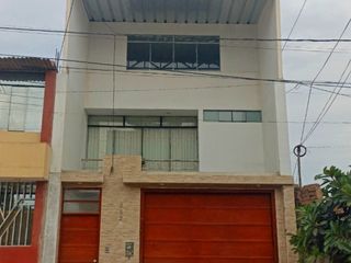 Hermosa Casa Con Piscina En El Porvenir