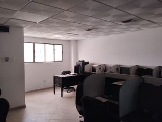 Oficina en arriendo en Alto Prado.