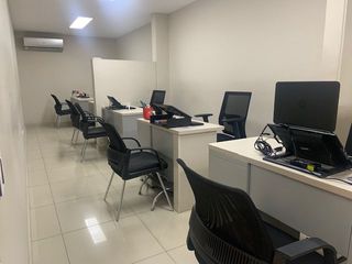 Foto 14 de CASA COMERCIAL DE UNA PLANTA