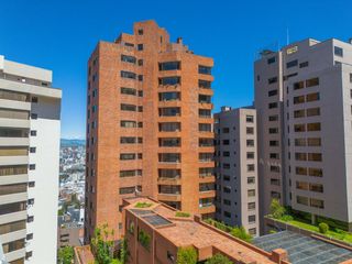 DEPARTAMENTO EN VENTA 340 m2 EL BOSQUE QUITO