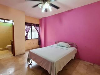 Foto 15 de Venta de Casa de 3 plantas con piscina en La Garzota, conjunto cerrado, A 3 cuadras de la Avenida Guillermo Pareja