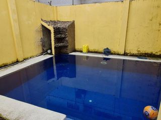 Foto 10 de Venta de Casa de 3 plantas con piscina en La Garzota, conjunto cerrado, A 3 cuadras de la Avenida Guillermo Pareja