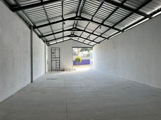 RENTO LOCAL- GALPON, 160M2, NUEVO, 4 GARAJES