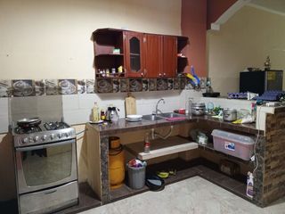 Foto 7 de Se vende casa en cdla. Los Naranjos - Pasaje