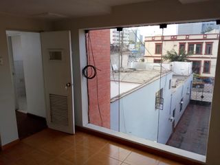 CASA IDEAL OFICINA URB. SANTA BEATRIZ CERCADO DE LIMA