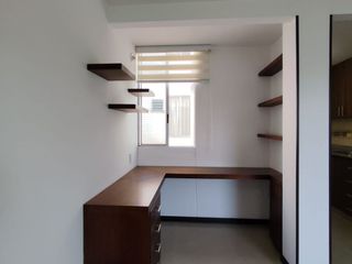 Apartamento piso 4, Valle del Lili, Sur de cali.