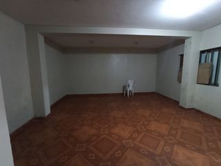 Alquiler De Local Comercial Av Santa Rosa De Lima 220 M2