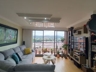 APARTAMENTO EN VENTA FRENTE AL CC SANTAFE 3 HABITACIONES 2 BALCONES, COMO NUEVO EXCELENTE UBICACION